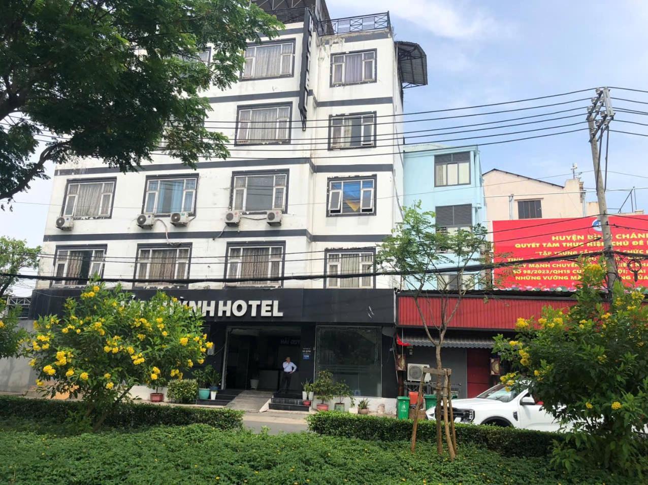 Quynh Khách sạn